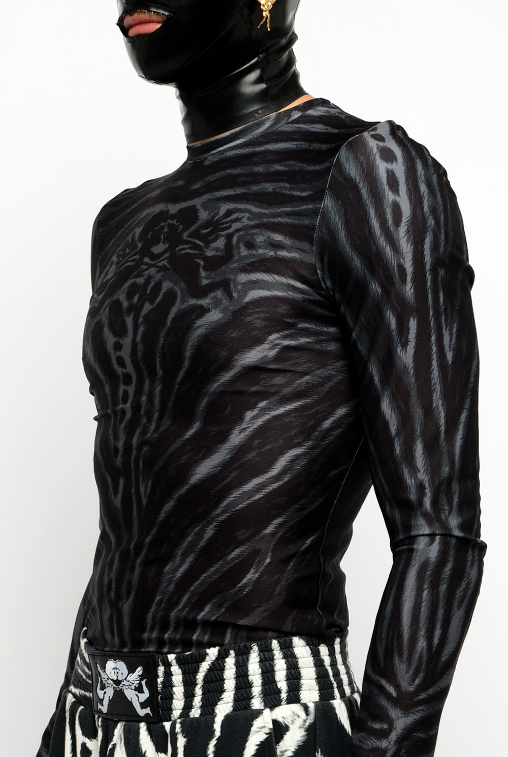 Angelic Zebra sleeveless covered tshirt - immagine 2